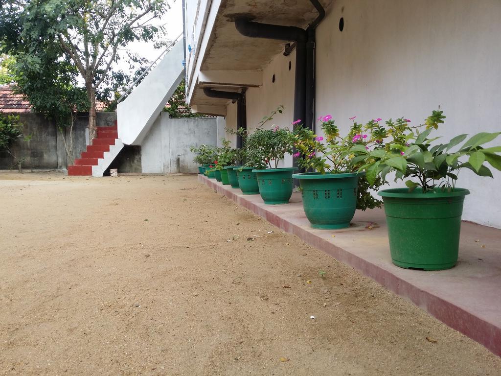 Heaven Star Rest Bed & Breakfast มิริสซา ภายนอก รูปภาพ