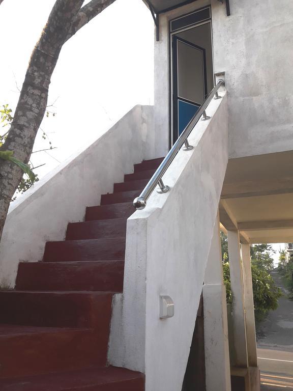 Heaven Star Rest Bed & Breakfast มิริสซา ภายนอก รูปภาพ