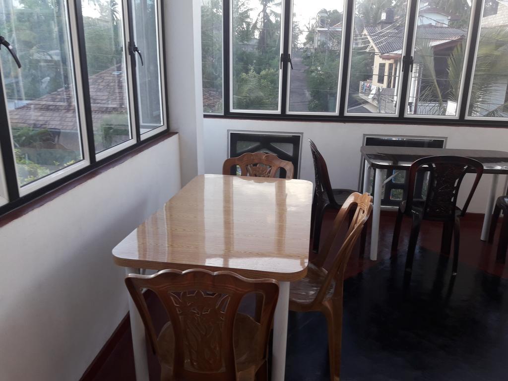 Heaven Star Rest Bed & Breakfast มิริสซา ภายนอก รูปภาพ