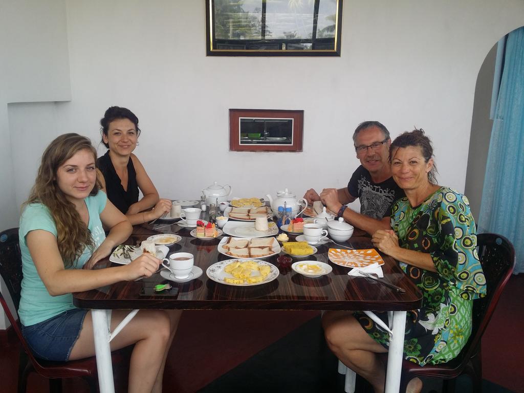 Heaven Star Rest Bed & Breakfast มิริสซา ภายนอก รูปภาพ